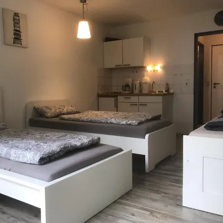 Feel Apartment *
